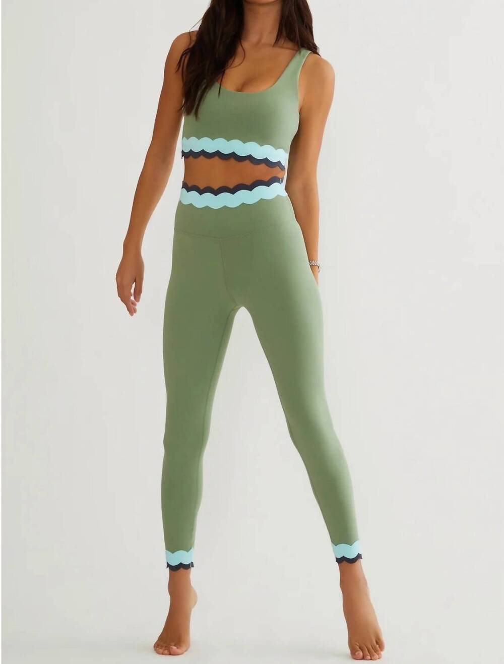 NEW BEACH RIOT stacy 7/8 pull-on leggings in sage mist